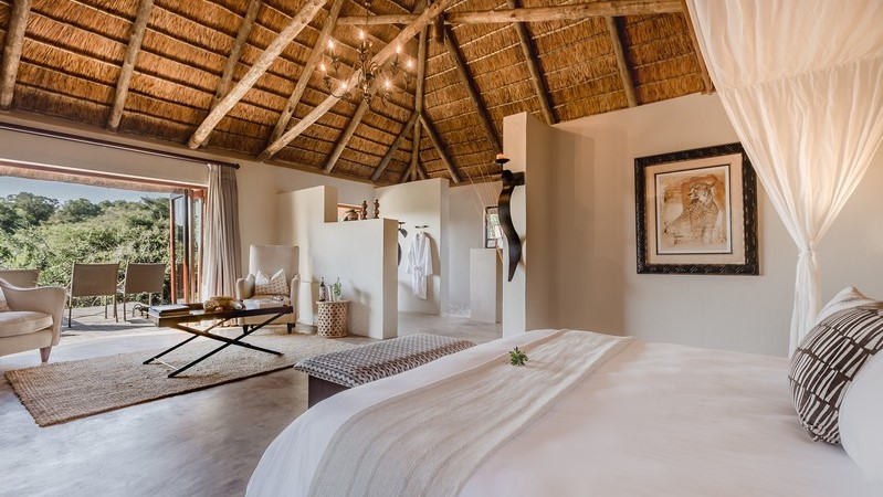 Bukela Game Lodge Luxury Suite (1) Bukela Game Lodge Luxury Suite (1)
