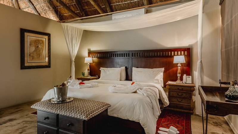 Bukela Game Lodge Luxury Suite (3) Bukela Game Lodge Luxury Suite (3)