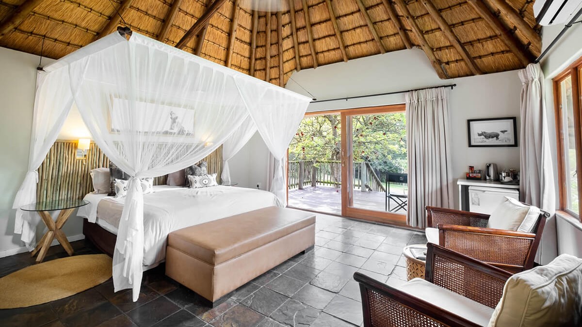 Rhino River Lodge (11) Rhino River Lodge (11)