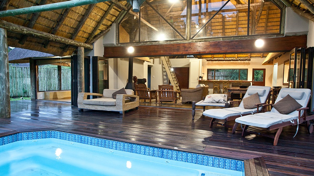 Rhino River Lodge (6) Rhino River Lodge (6)