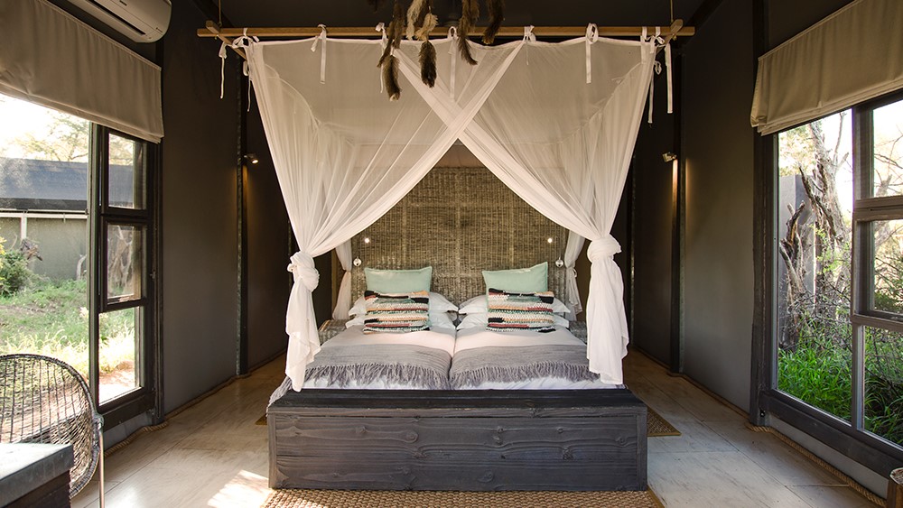 Simbavati River Lodge (9) Simbavati River Lodge (9)
