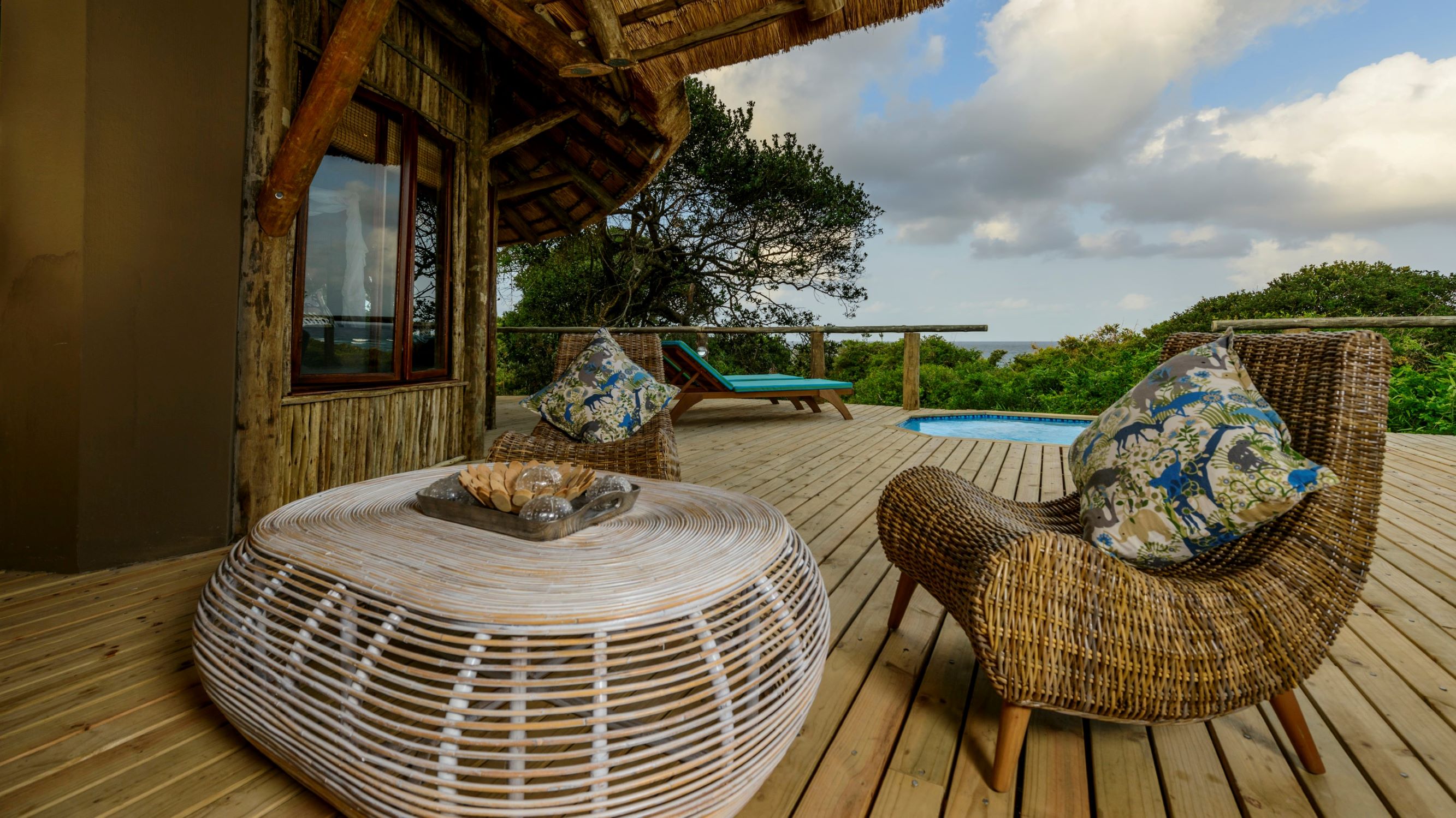 Thonga Beach Lodge Deluxe Ocean View Room Lapa Lounge Thonga Beach Lodge Deluxe Ocean View Room Lapa Lounge